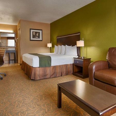 Surestay Hotel By Best Western Floresville מראה חיצוני תמונה