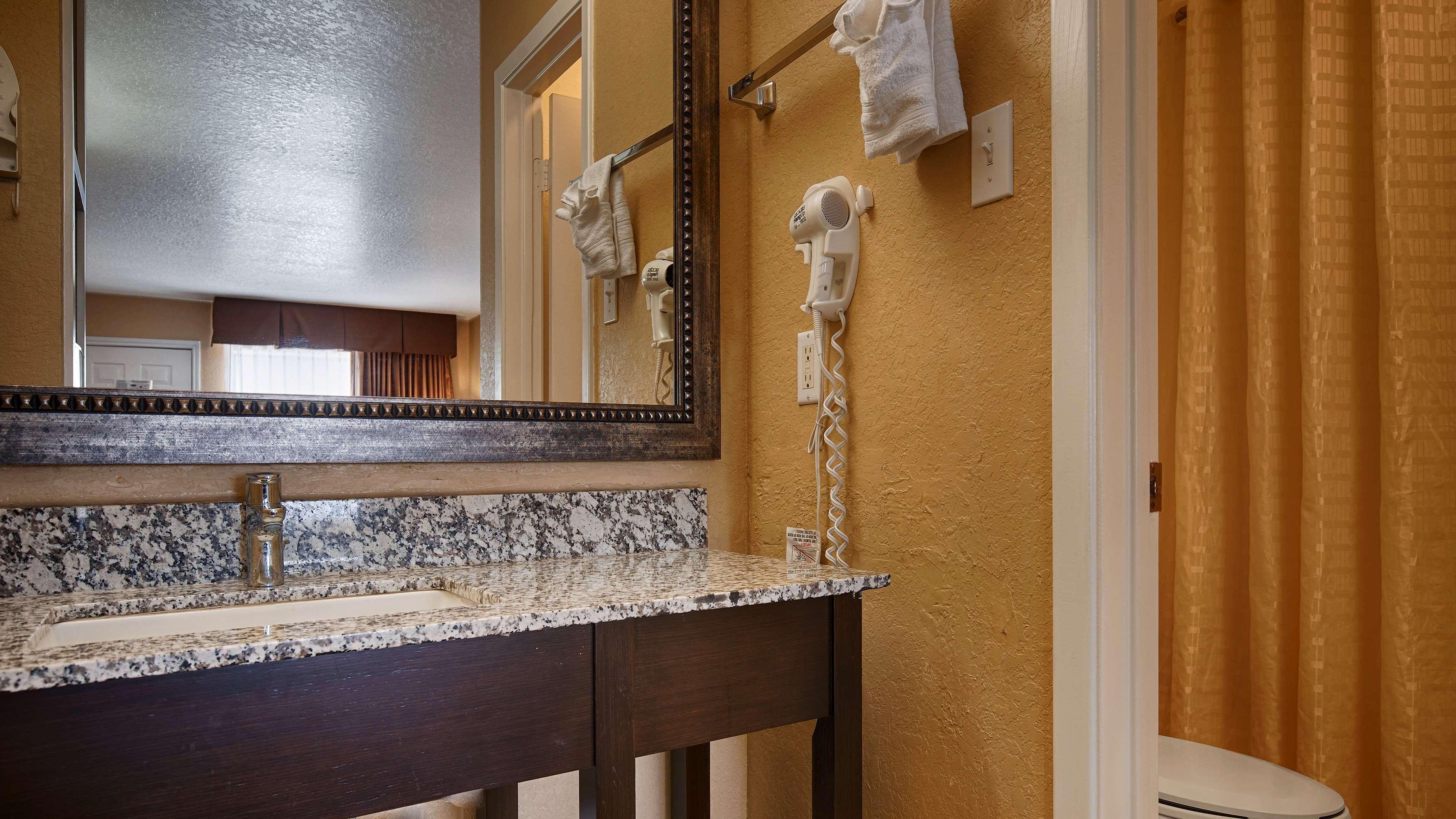 Surestay Hotel By Best Western Floresville מראה חיצוני תמונה
